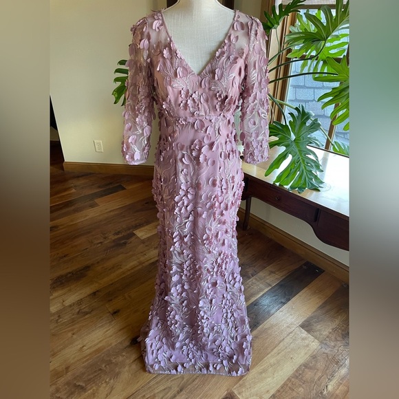 Carmen Marc Valvo Infusion 3D Floral Dusty Pink Evening Gown Maxi Dress size 2 - Picture 3 of 13
